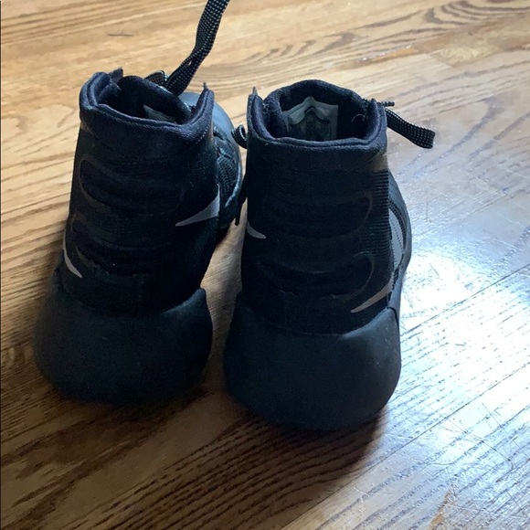 Hyperdunk 2015 basketball shoes - Picture 2 of 5